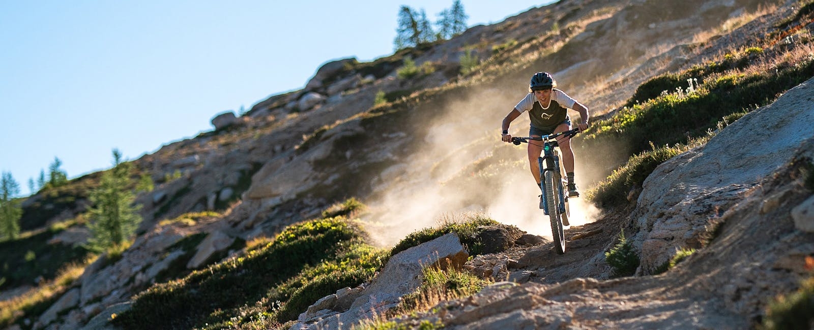 Juliana Rider: Delilah Cupp riding her Juliana Bicycles Furtado down a rocky singletrack trail